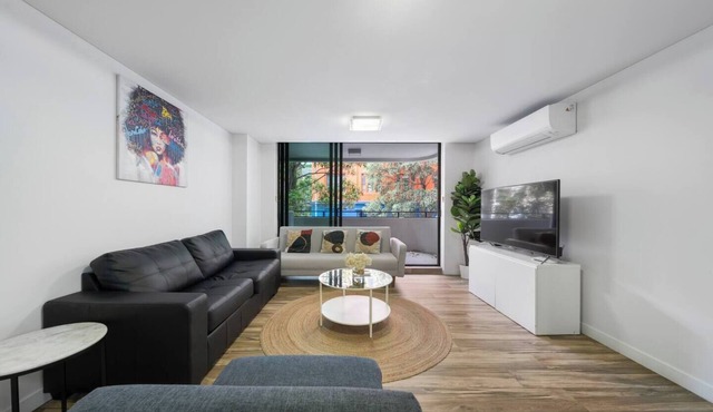 Delicated 3BR Apt (Parking)/Darling Harbour-10min
