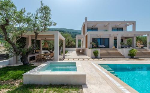 Delight Luxury Villa - Contemporary Elegance & Tranquility, by ZanteWize