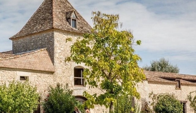 Delightful 2 bedroom accommodation - La Petite Maison