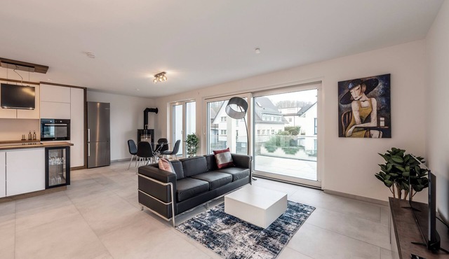 Delightful 2 Room Apartment USM I Fireplace & Balcony I Panzer KaserneI Family