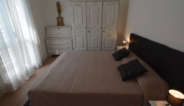 Delightful apartment very close to the sea and the center