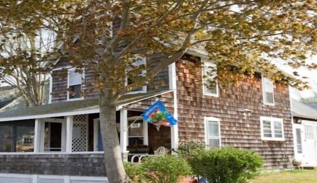 Delightful cottage with AC in Westbrook