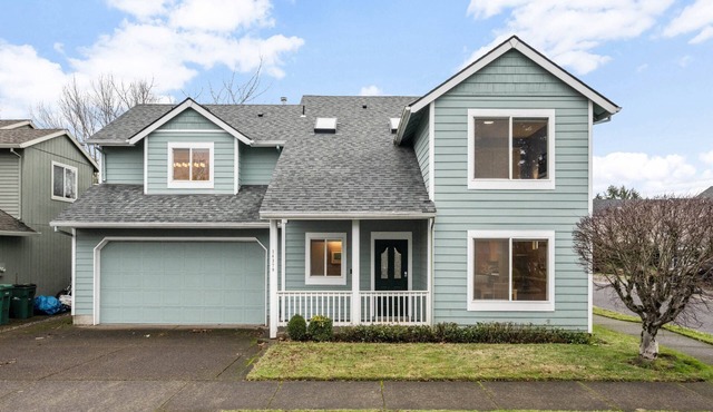 Delightful Southeast Location, Pet Friendly, Fully Fenced Backyard, BBQ, 13 Miles to Downtown