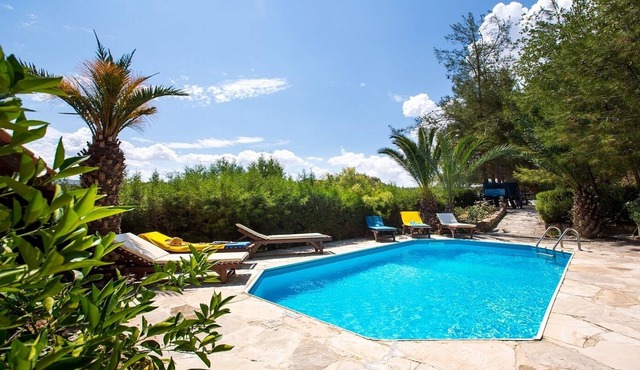 Delightful Stone Villa in Miliou, Private Pool, Spectacular Views to Citrus Groves