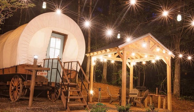 Delightful Wagon with Incredible Hiking Trails and Activities in Tennessee