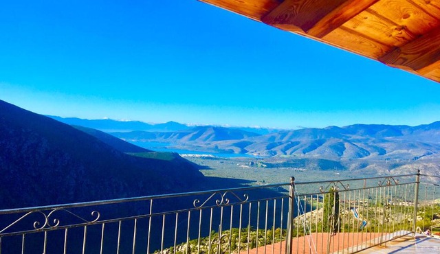 delphi aiolos center hotel panoramic view&yoga harmony hotel&rooms
