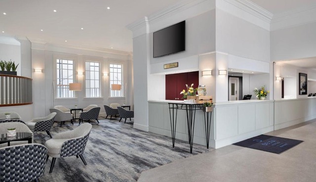 Delta Hotels by Marriott Heathrow Windsor
