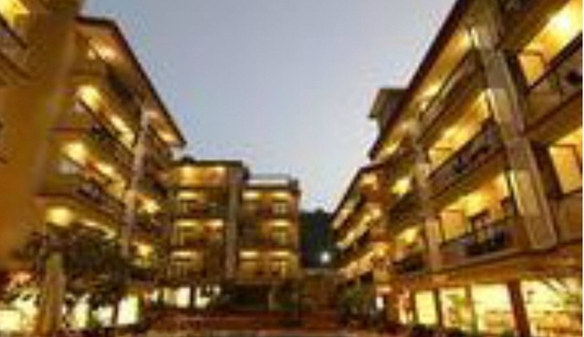 Deltin Suites