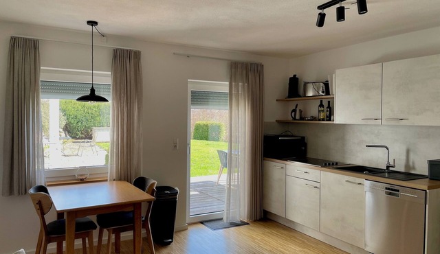 Deluxe Apartment 16 - with living room, bedroom, kitchen, terrace, garden