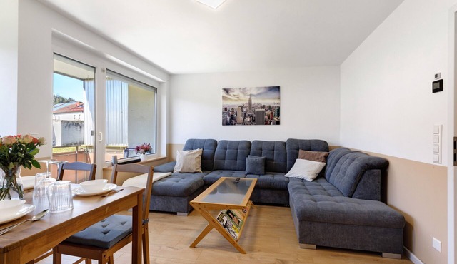 Deluxe Apartment in a Quiet Location with Balcony and Wi-Fi