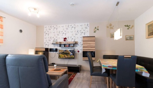 Deluxe Apartment - JUNIPRO Apartments Haustadt