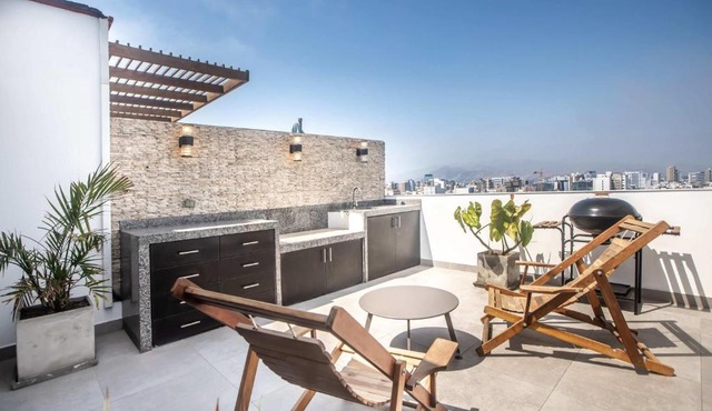 Deluxe Duplex with private Terrace