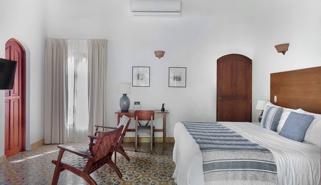 Deluxe King size bed Bedroom- Premium Bedroom