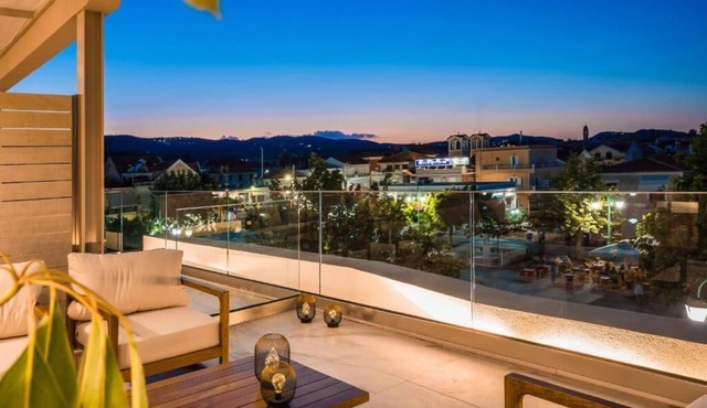 DELUXE PIAZZA SUITE