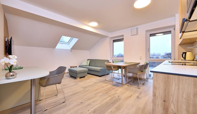 Deluxe Single with Kitchenette