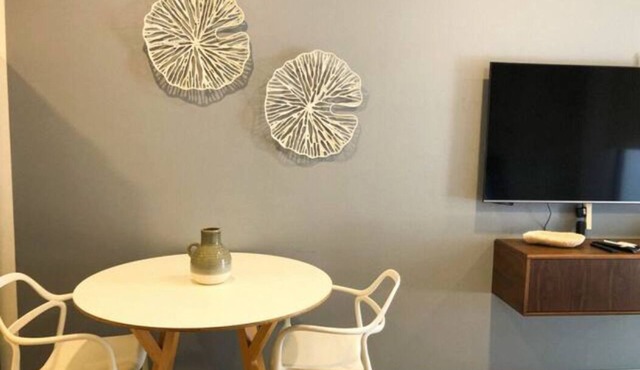 Deluxe Studio Apartment Mamitas Zone (a301)