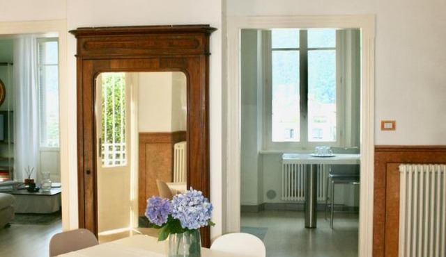Deluxe top floor apartment in Villa Marina