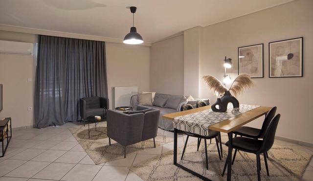 Denimou Home Luxurious 2BR Fully Equipped, Balcony