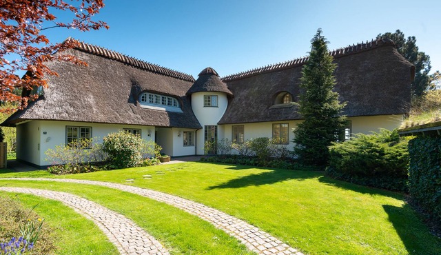 Denmark Thatched Villa with Sea Views & Forest Walks