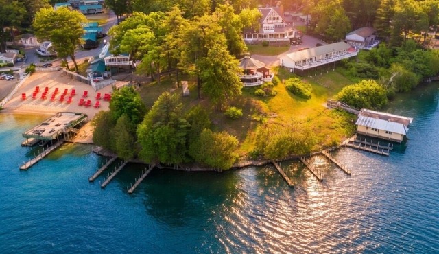 Depe Dene Lakeside Resort