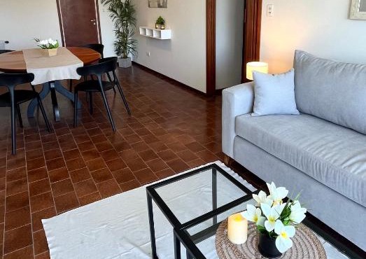 Depto CENTRO 2 dormitorios con Balcón y COCHERA piso 15