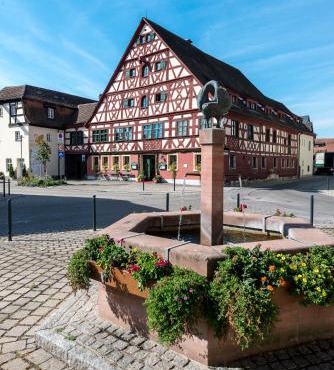 DER SCHWAN Hotel & Restaurant
