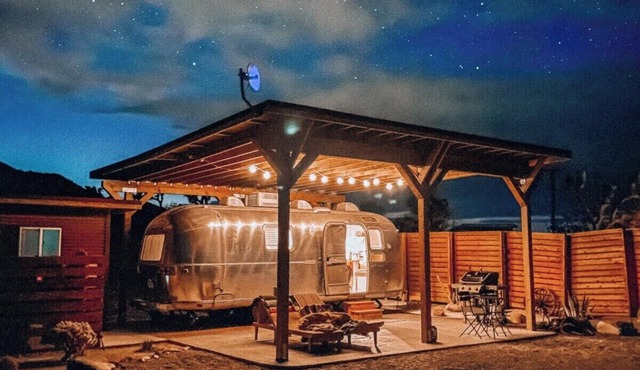 Desert View Hideaway & Vintage Airstream
