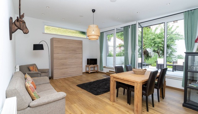 Design Apartment "Fünfknopfturm" - In the heart of Kaufbeuren's Old Town