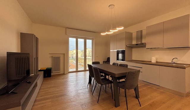 Design & Style Apartment with 3 bedrooms and 2 bathrooms