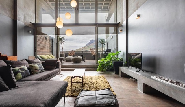 Designer Loft on Upper Bree with Table Mountain Views