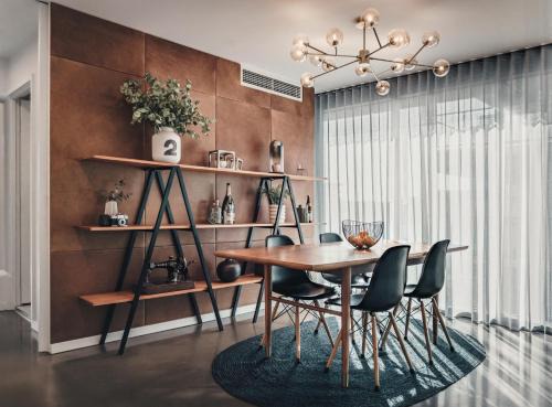 Designer Series Corner Apartment in Braddon