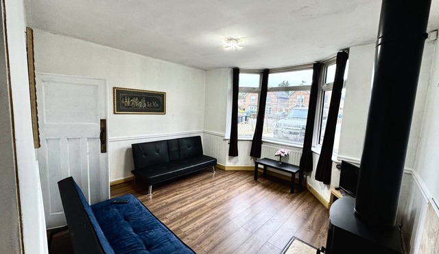 Detached 4Beds - Windsor, Heathrow & London Access