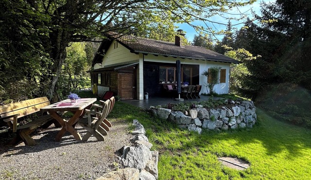 Detached cottage in an unspoilt south-facing slope at 1000m, forest edge