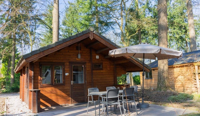 Detached chalet with 2 bedrooms and 1 bathroom