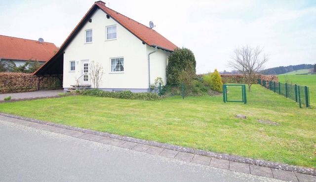 Detached holiday home in Buchenberg in Hesse with large garden