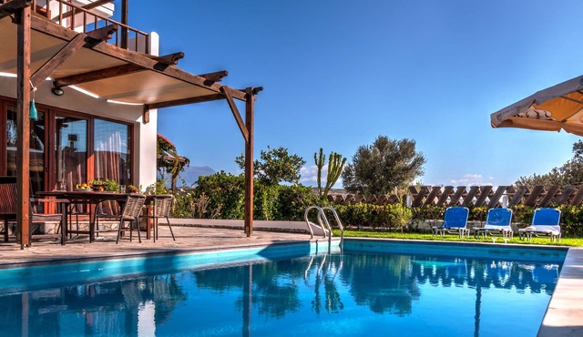 Detached house with great view to Psiloritis mountains