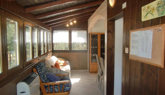 Detached house with lake view veranda
