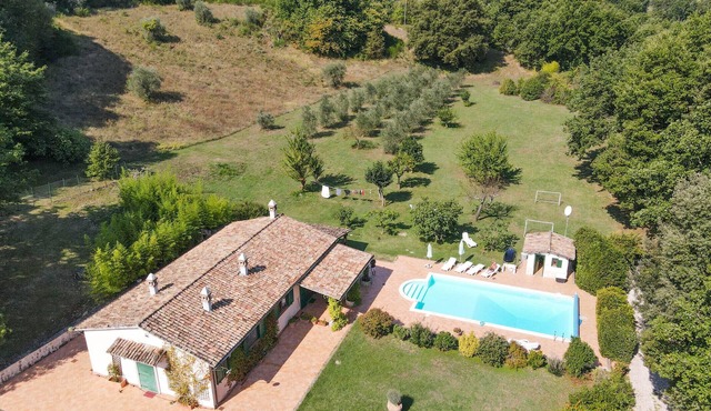 Detached house with private pool, ping pong/table football, soccer field