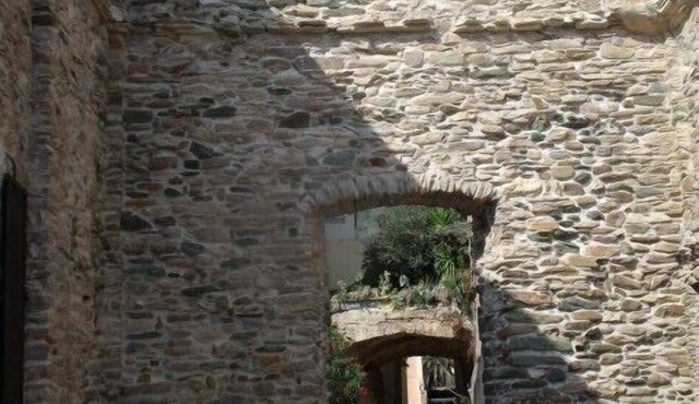 Detached Site exeptionnel the waterfront terrace and garden