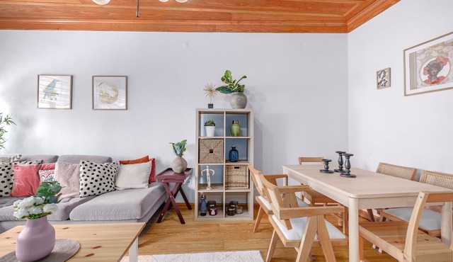 Detached Triplex with Garden & Terrace