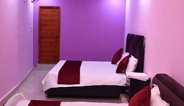Dev In & homestay