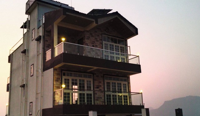 Dev's Villa (Amansara above the sky) - Entire home in Pune City, India