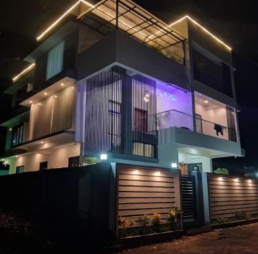 Devyani Villa | Luxury 4 BHK Villa with Pool