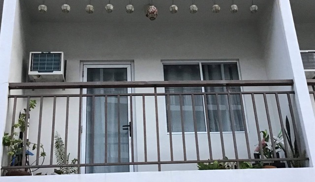 DEZ condominium