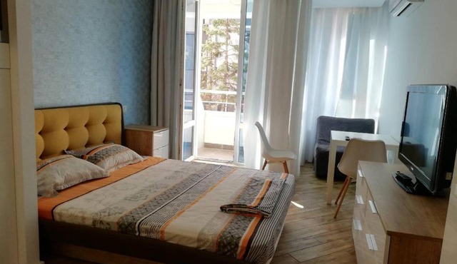 Diamond Apartment