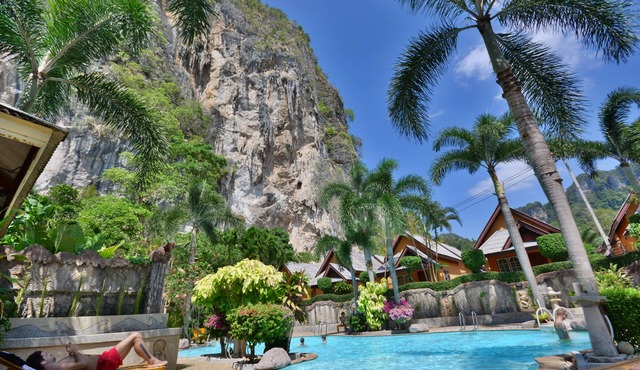 Diamond Cave Resort