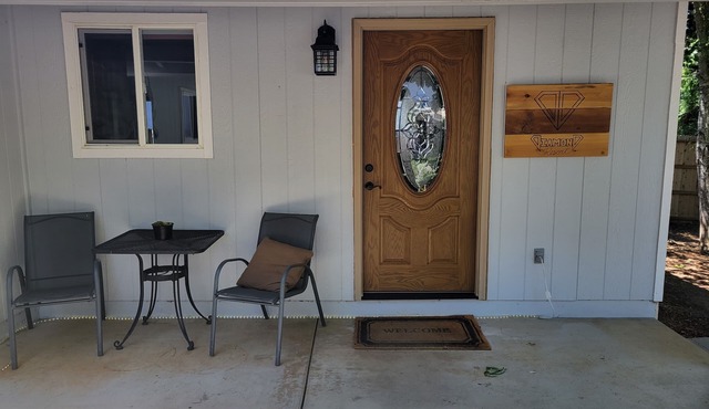 Diamond D Fully Furnished 1 Bedroom Guest House