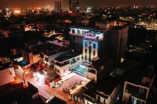 Diamond Hotel