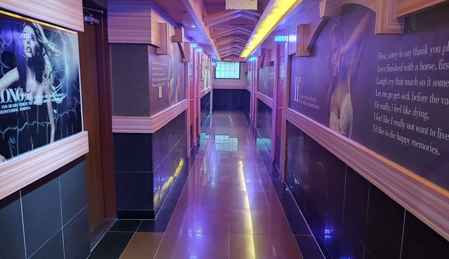 Diamond Motel