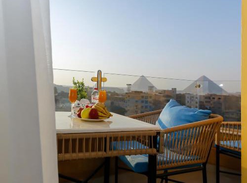 Diamond Pyramids View Inn